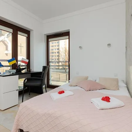 Woronicza Office By Renters Apartman Varsó